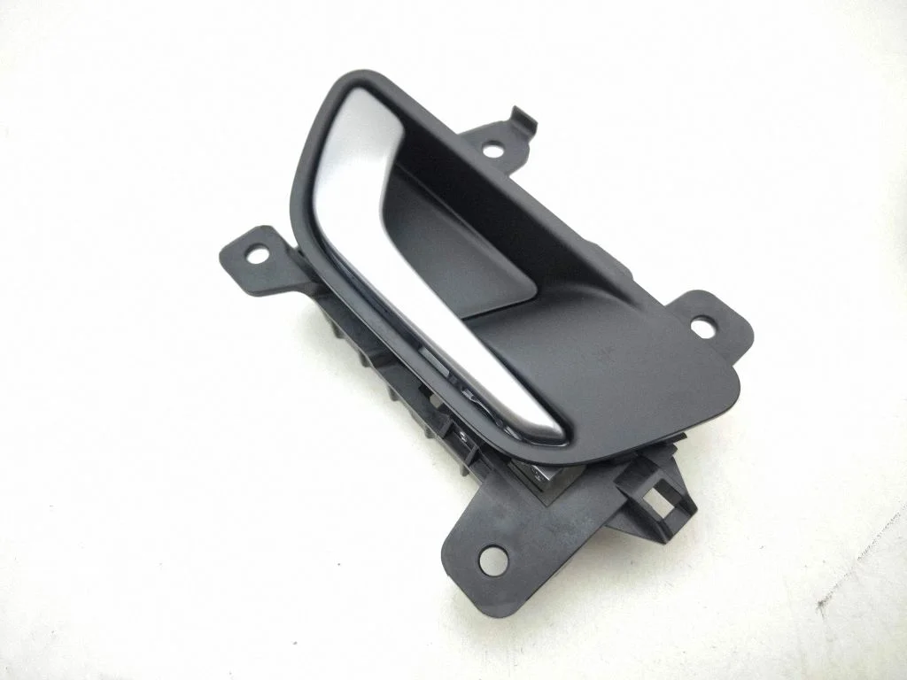 Rear door interior handle 82623BE010