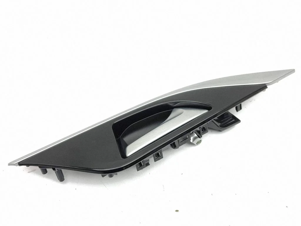 Rear door interior handle 629145DA000