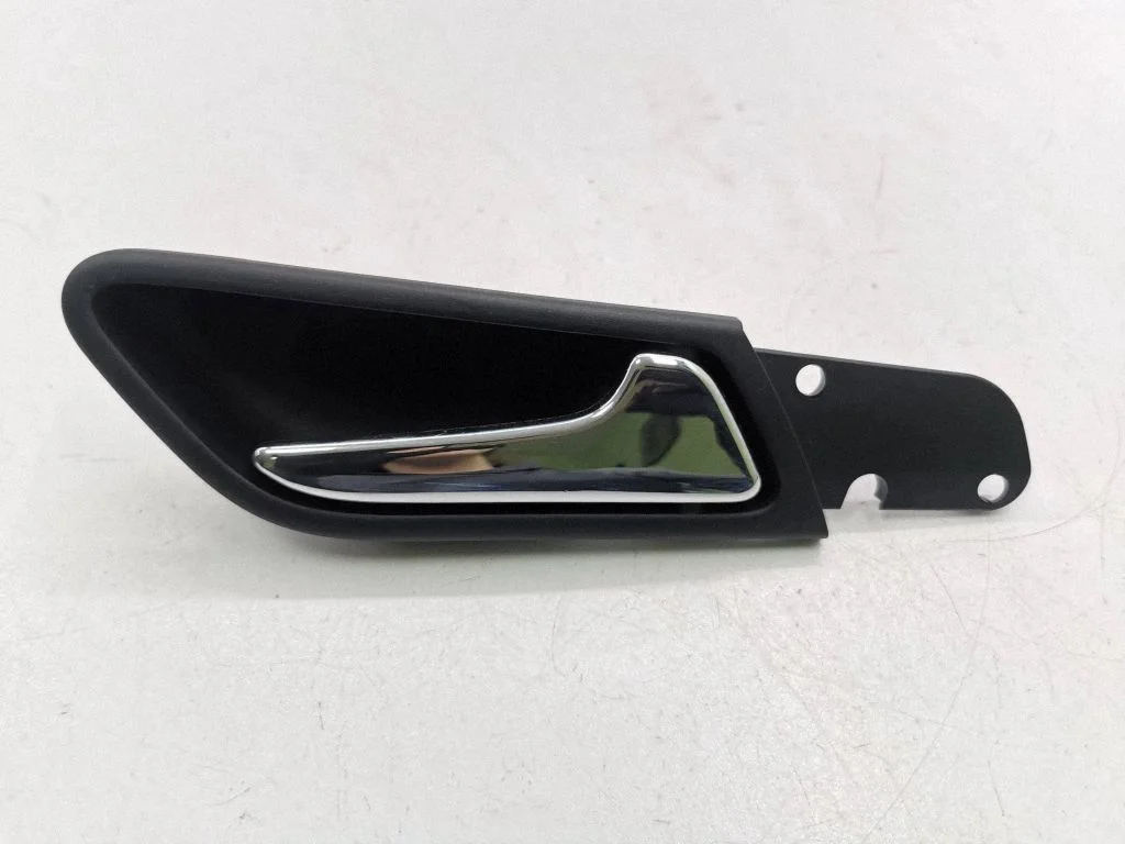 Rear door interior handle A1697601061