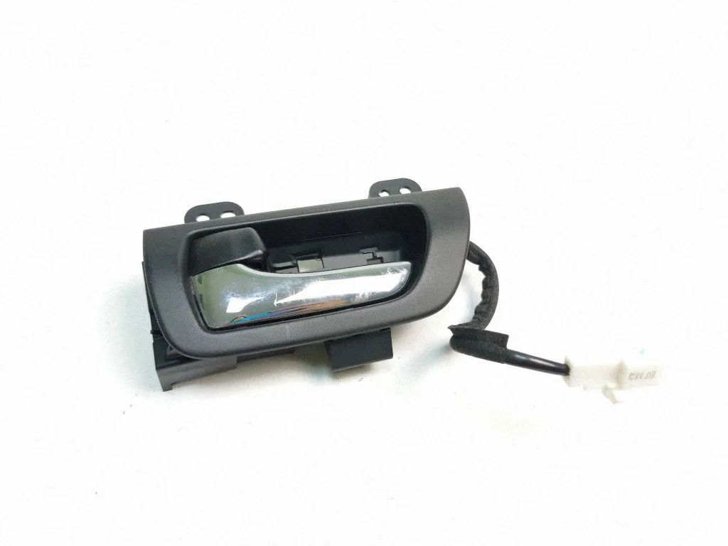 Rear door interior handle 6929848010