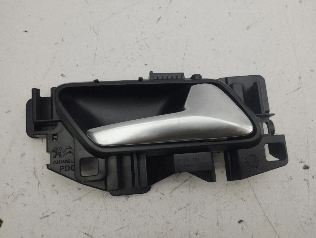 Rear door interior handle 98201552