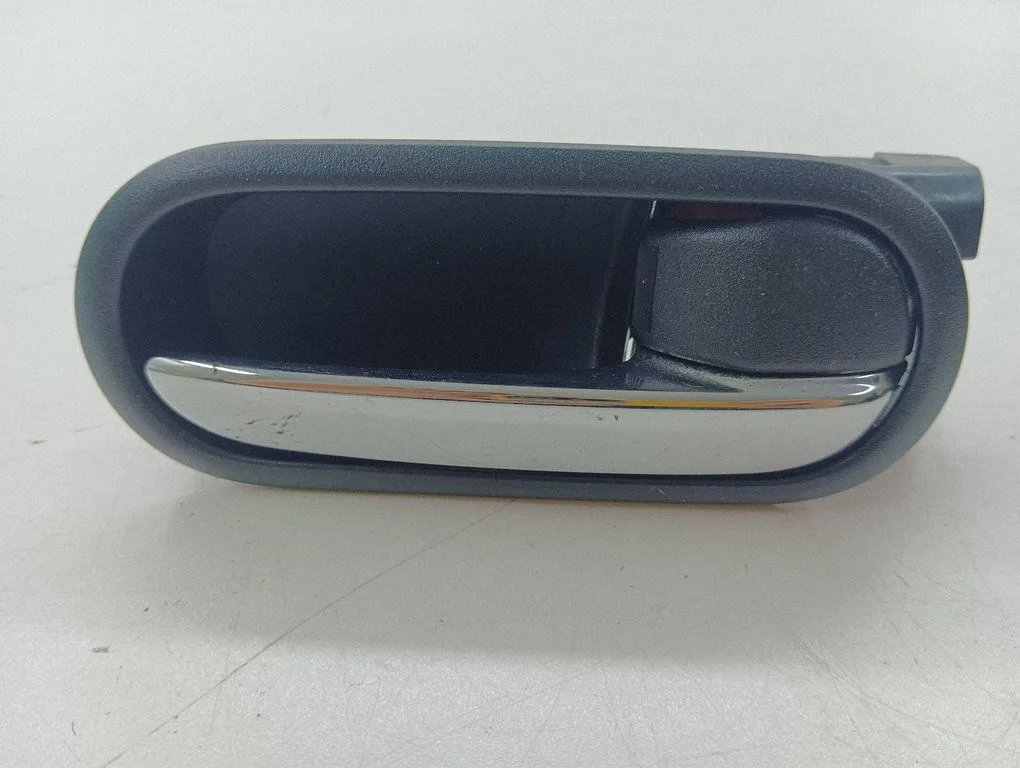Rear door interior handle – right