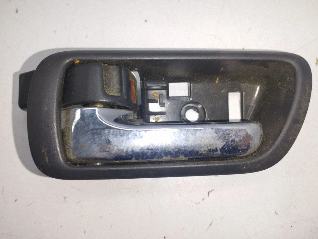 Rear door interior handle 692060F010