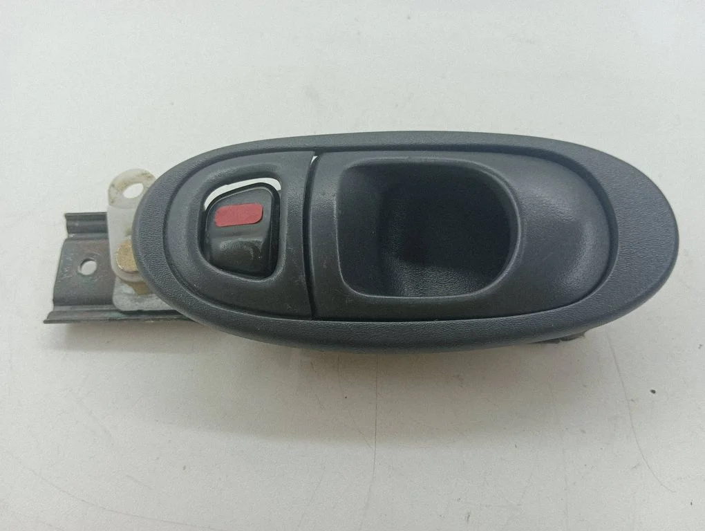 Rear door interior handle – right