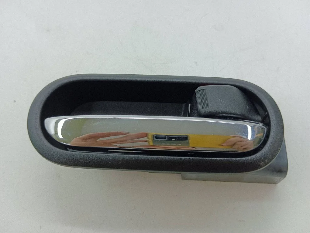 Rear door interior handle – right
