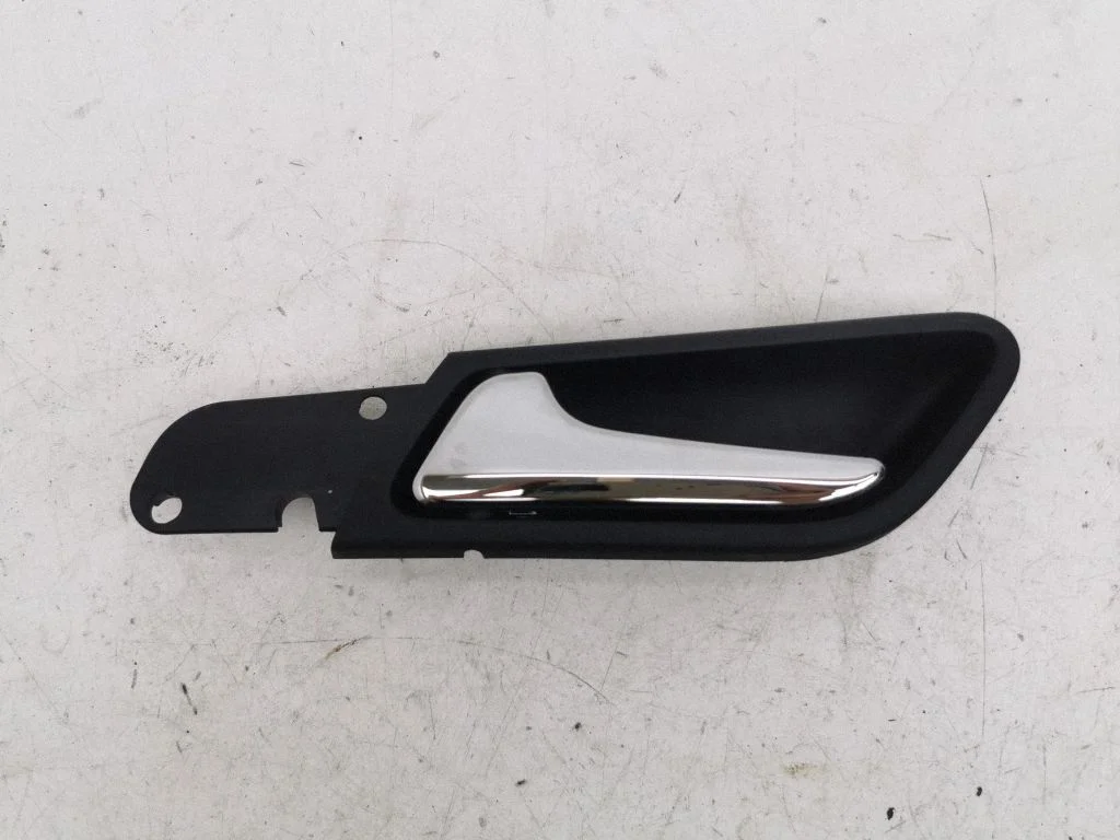 Tagaukse sisemine käepide A1697600961