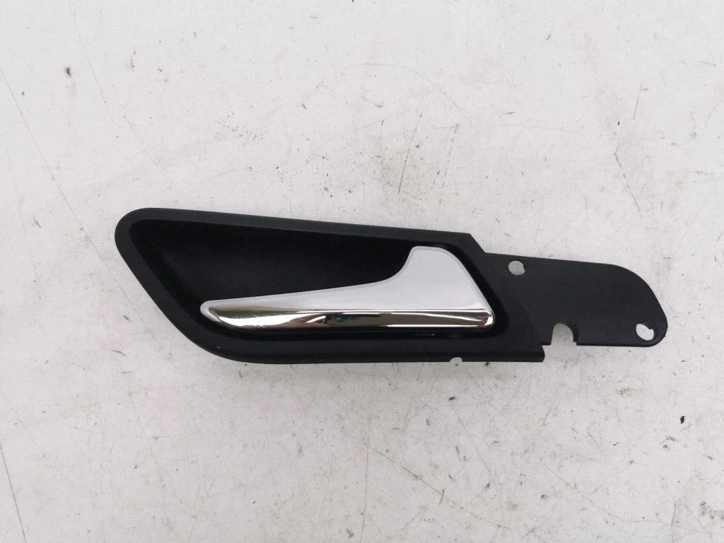 Tagaukse sisemine käepide A1697601061