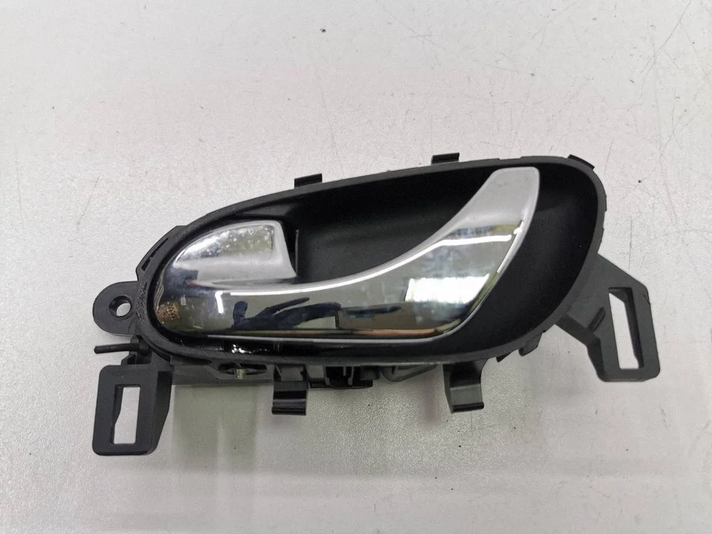 Rear door interior handle 806714EA0A