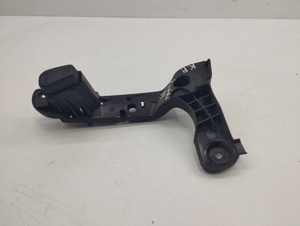 Rear door interior handle AM51U266A63AE
