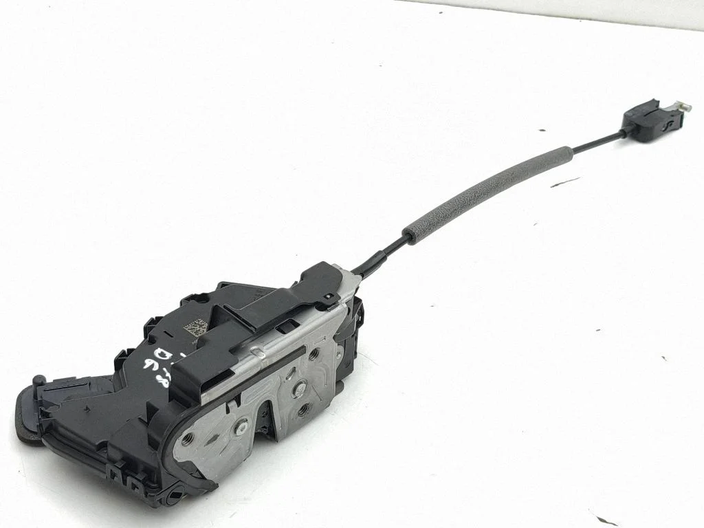 Rear door lock 5TA839016P
