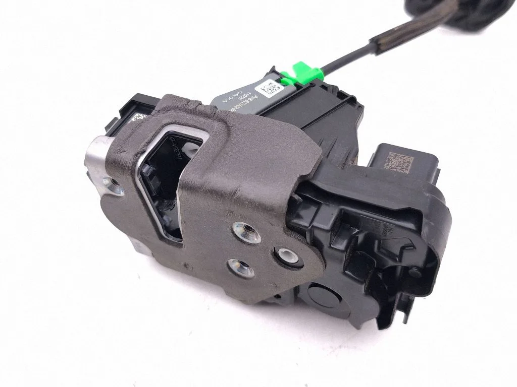 Rear door lock PX7AA26412BC