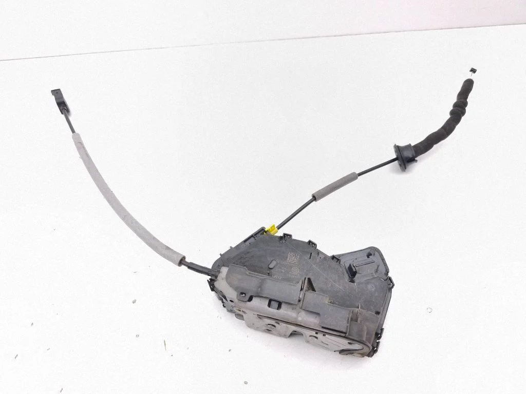 Rear door lock 5TC837015D