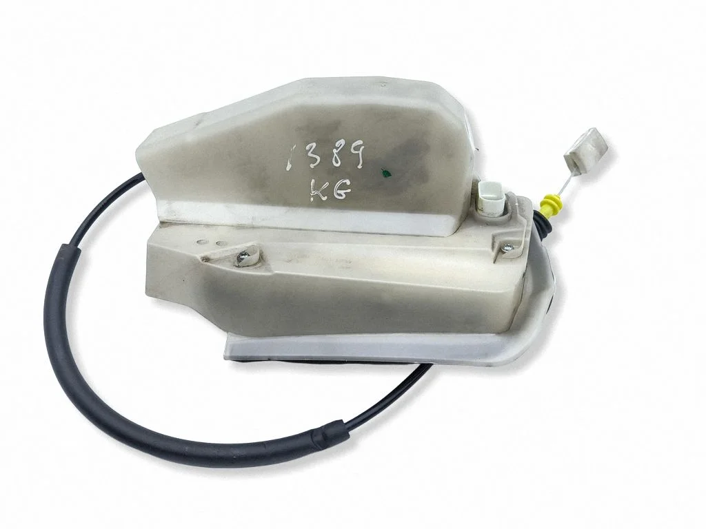 Zamek drzwi tylnych 150067400A