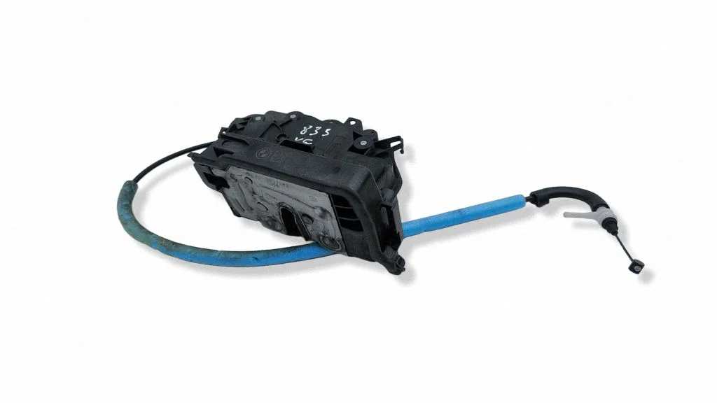 Rear door lock 5122