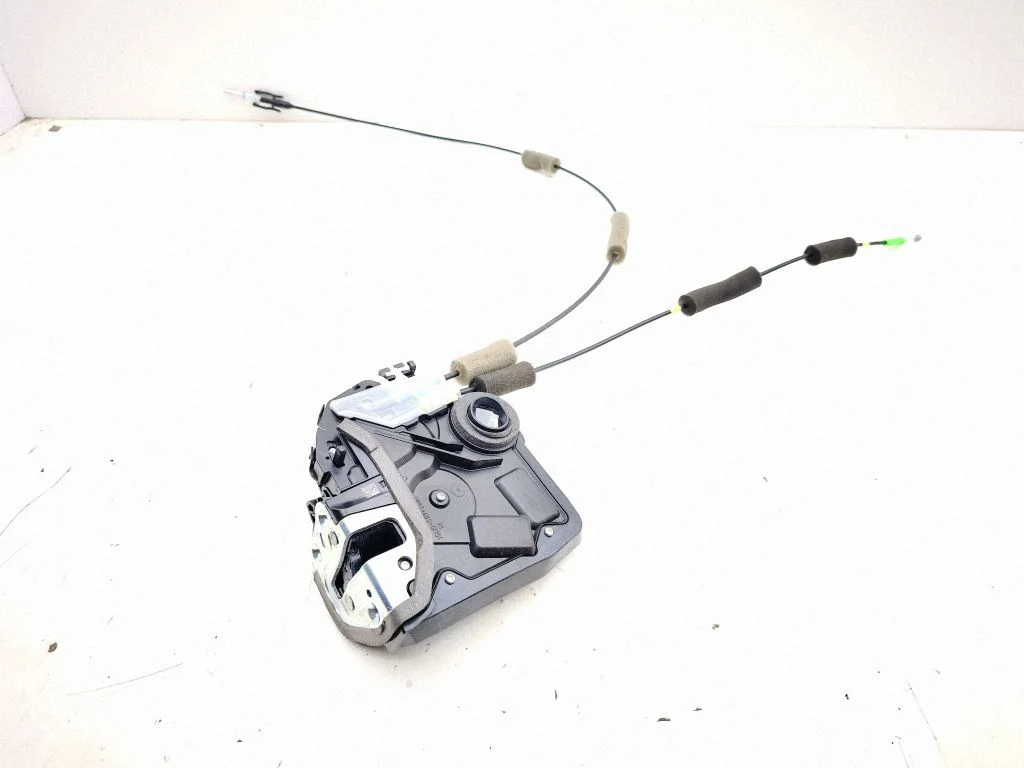 Rear door lock A046693