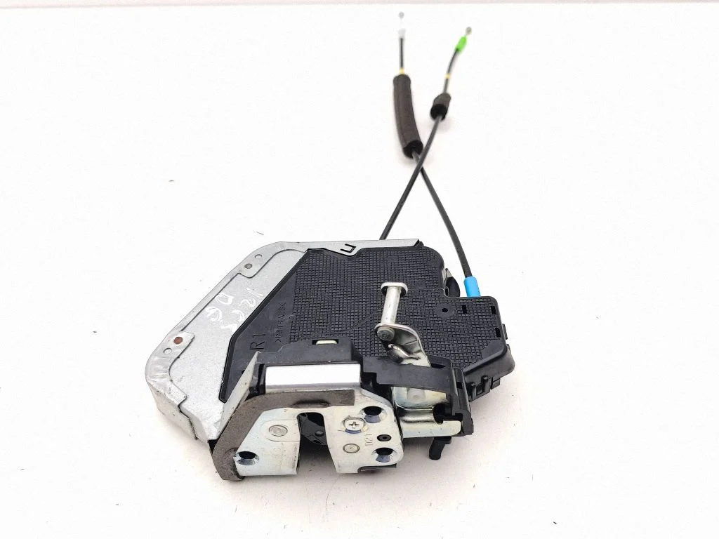 Rear door lock 013023