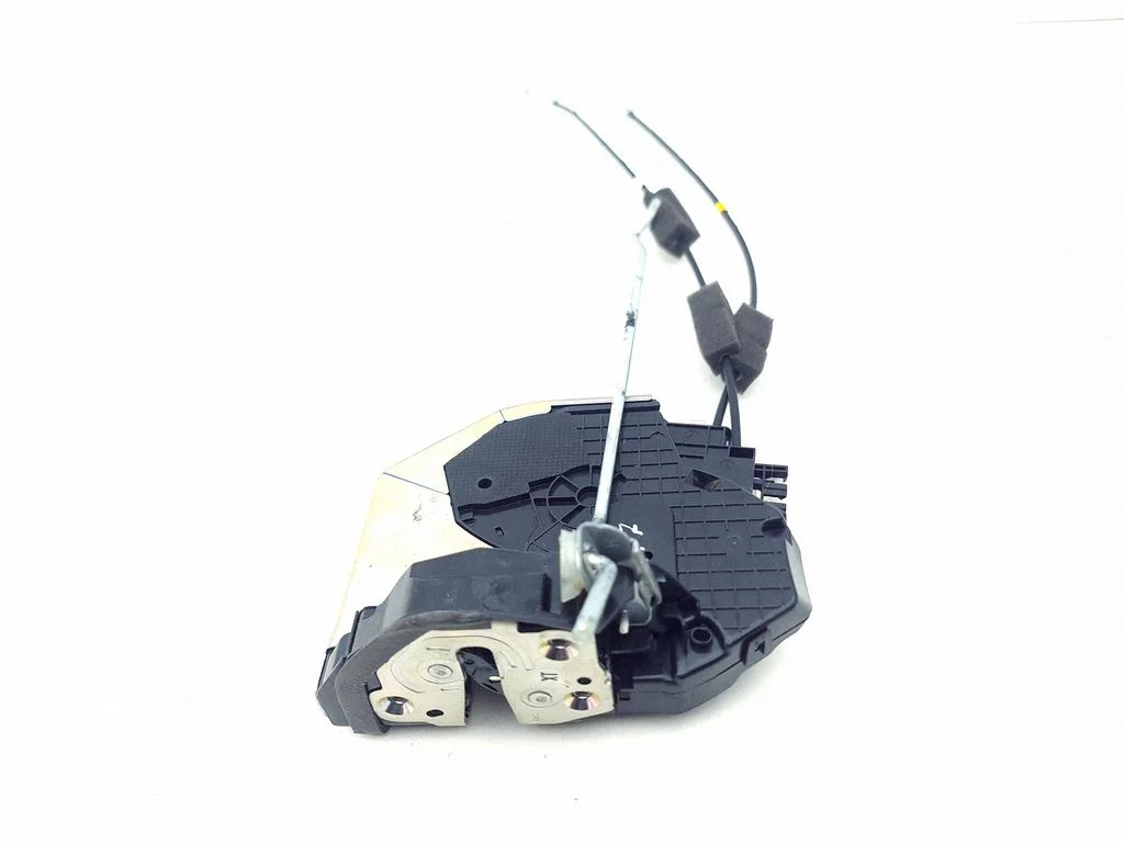 Rear door lock 211022