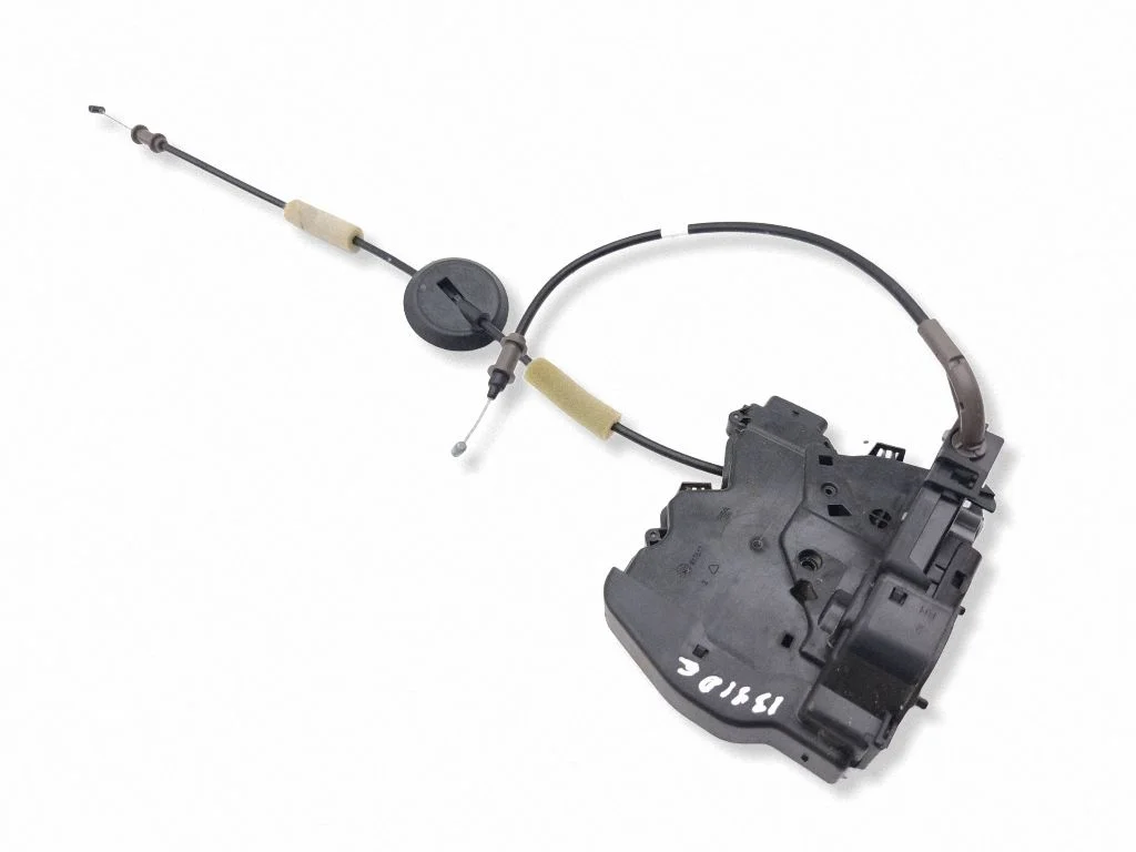 Rear door lock 9847795180