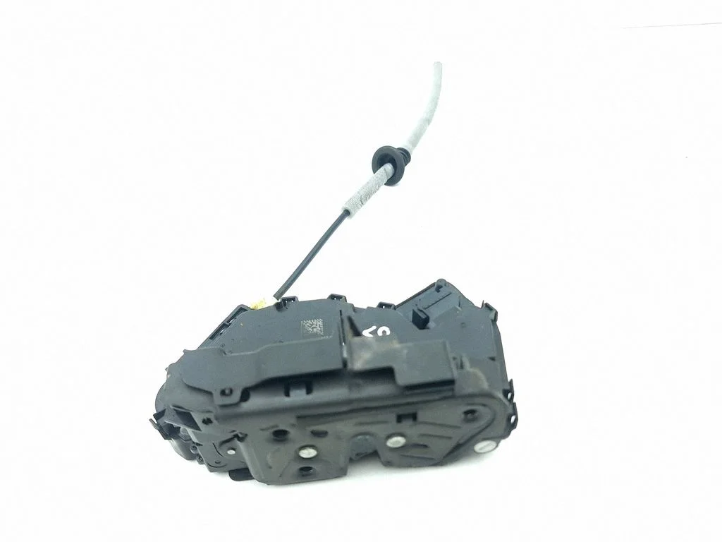 Aizmugurējo durvju slēdzene 5TA839015D