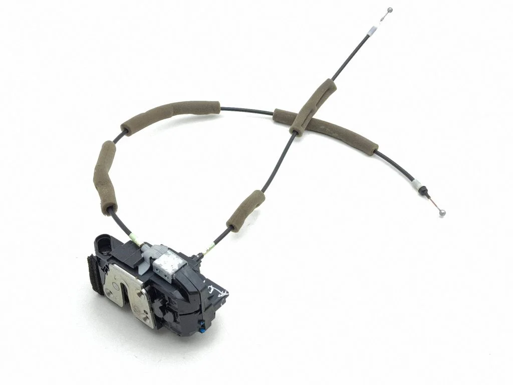 Rear door lock – right