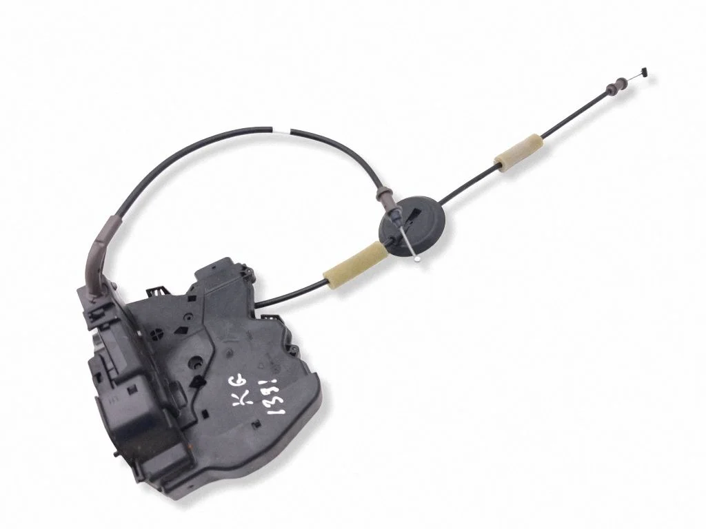 Rear door lock 9847795280