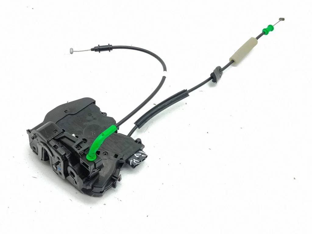 Rear door lock 9835418180