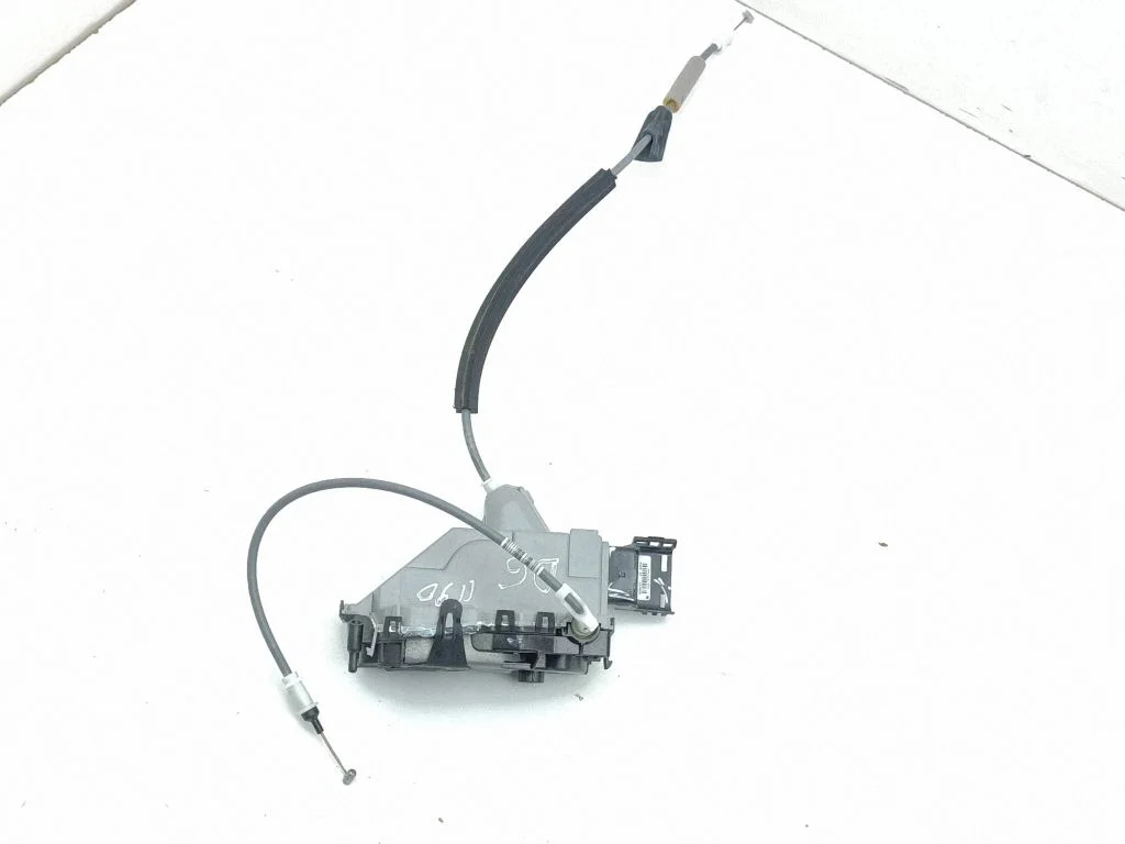 Zamek drzwi tylnych S3M1A006462