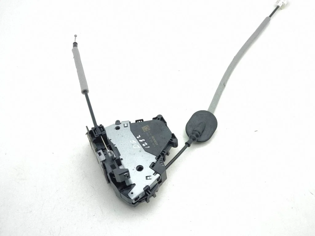 Aizmugurējo durvju slēdzene 825024982R