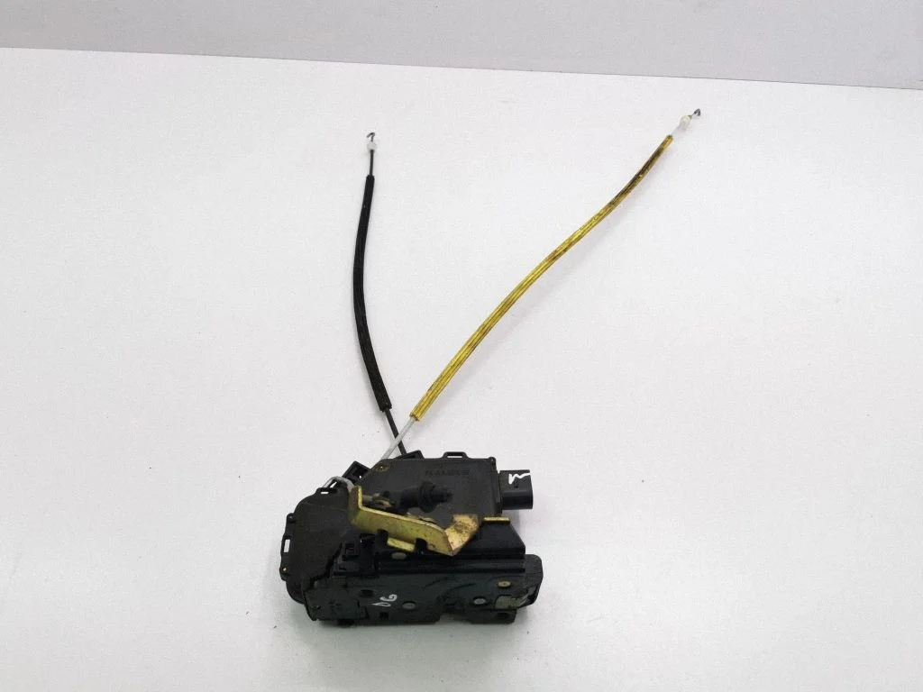 Rear door lock – Audi A6 Allroad C5 (1999-2005)