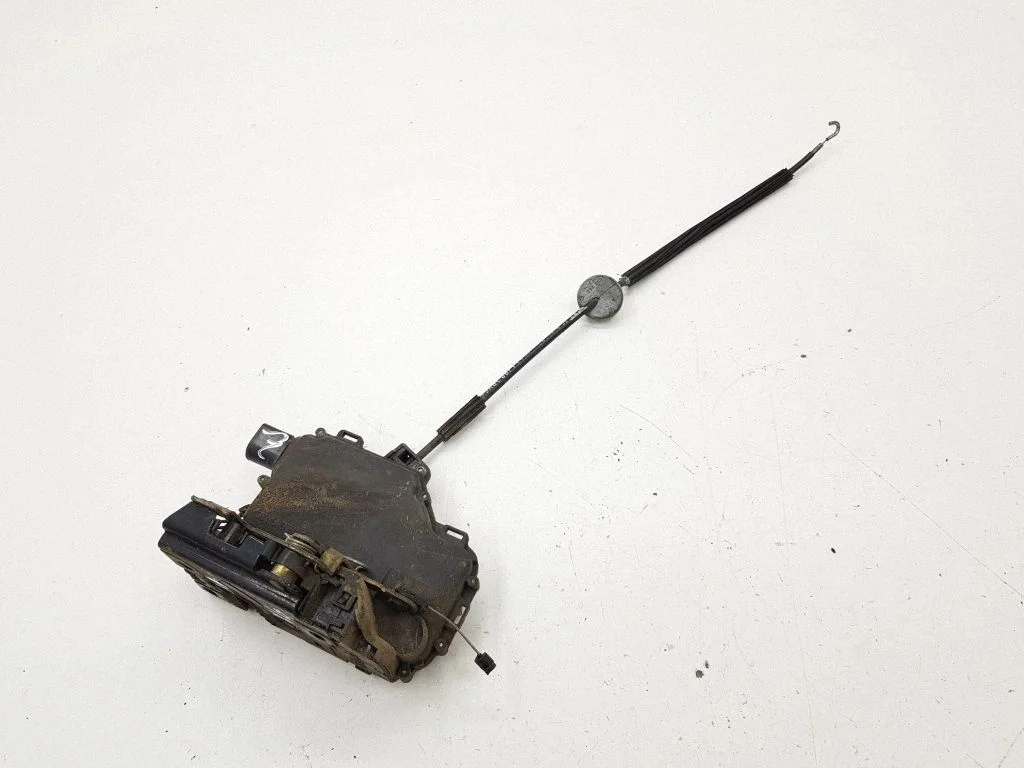 Rear door lock 3B0839085A