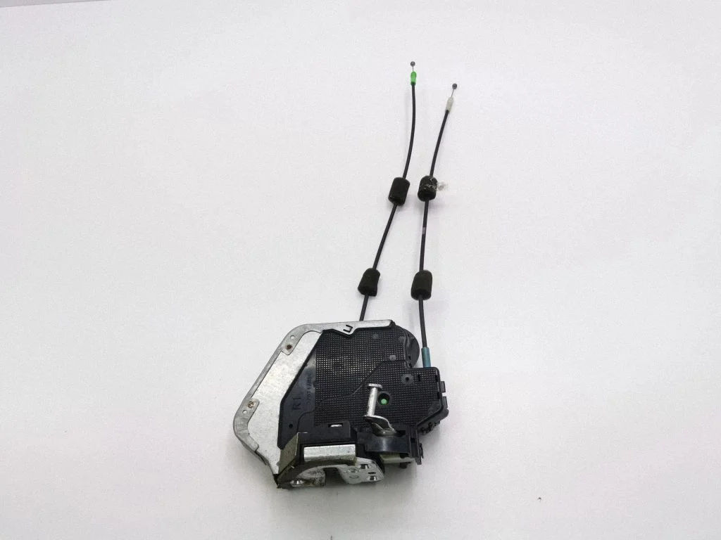 Rear door lock – right