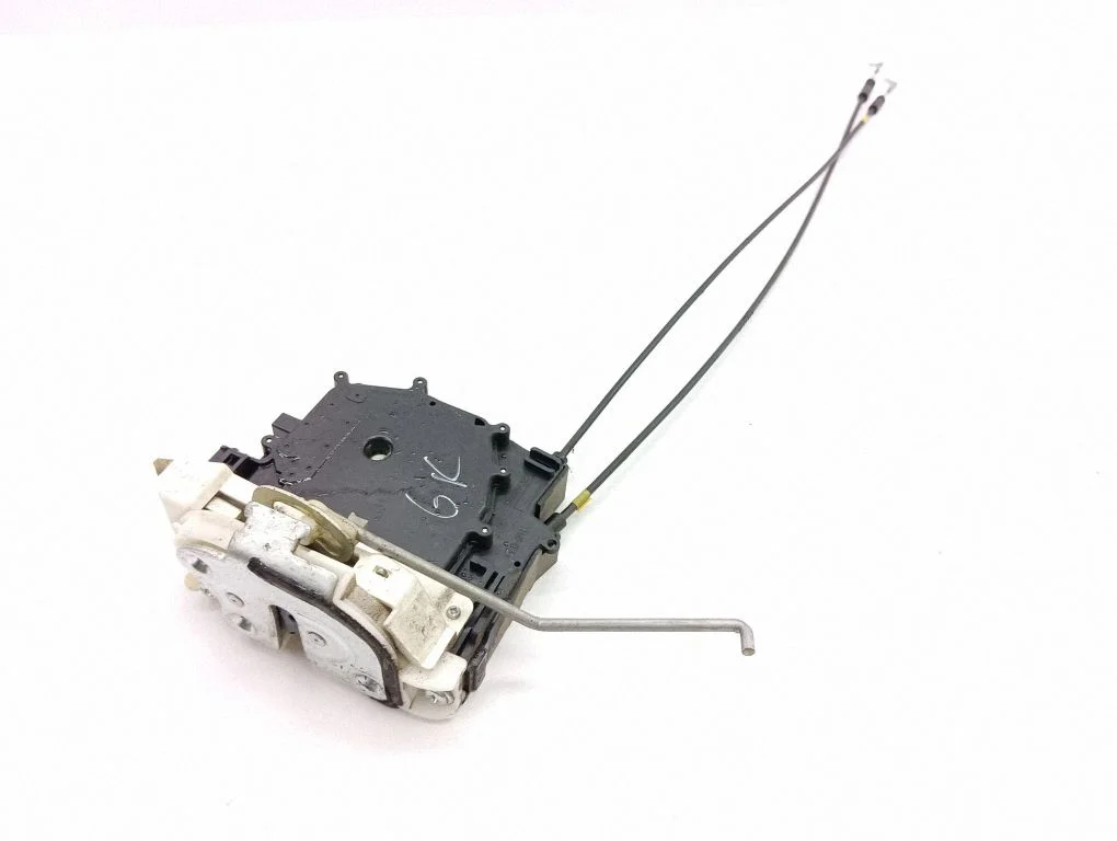 Rear door lock 07Z17