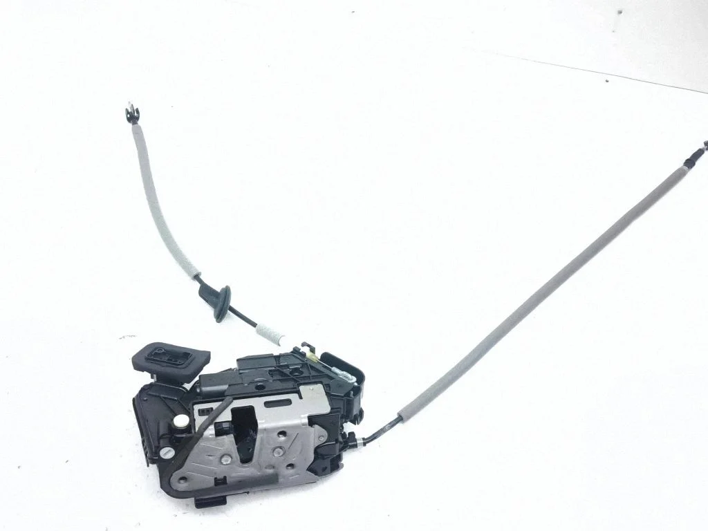 Rear door lock 5TA839015P