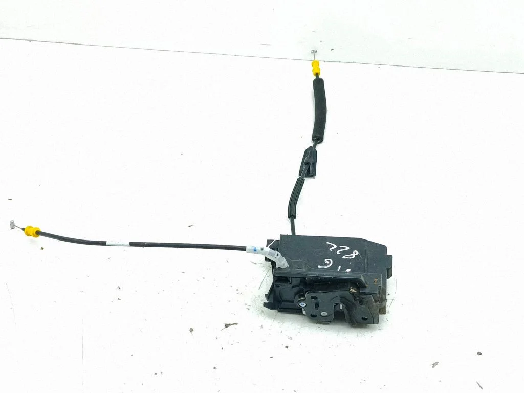 Rear door lock 9810310180