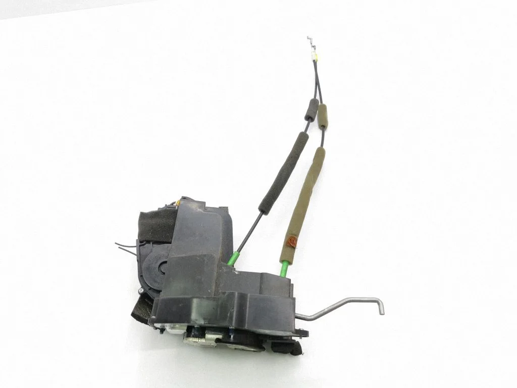 Rear door lock – left