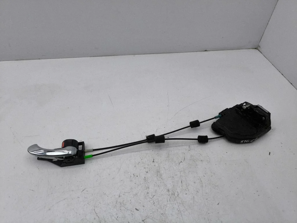 Rear door lock 6111413