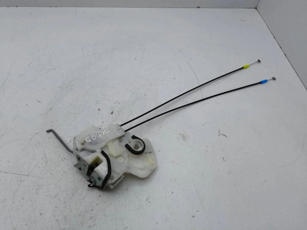 Rear door lock – right