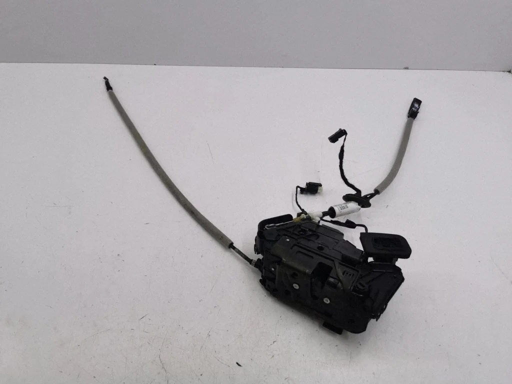 Rear door lock 5H0972692