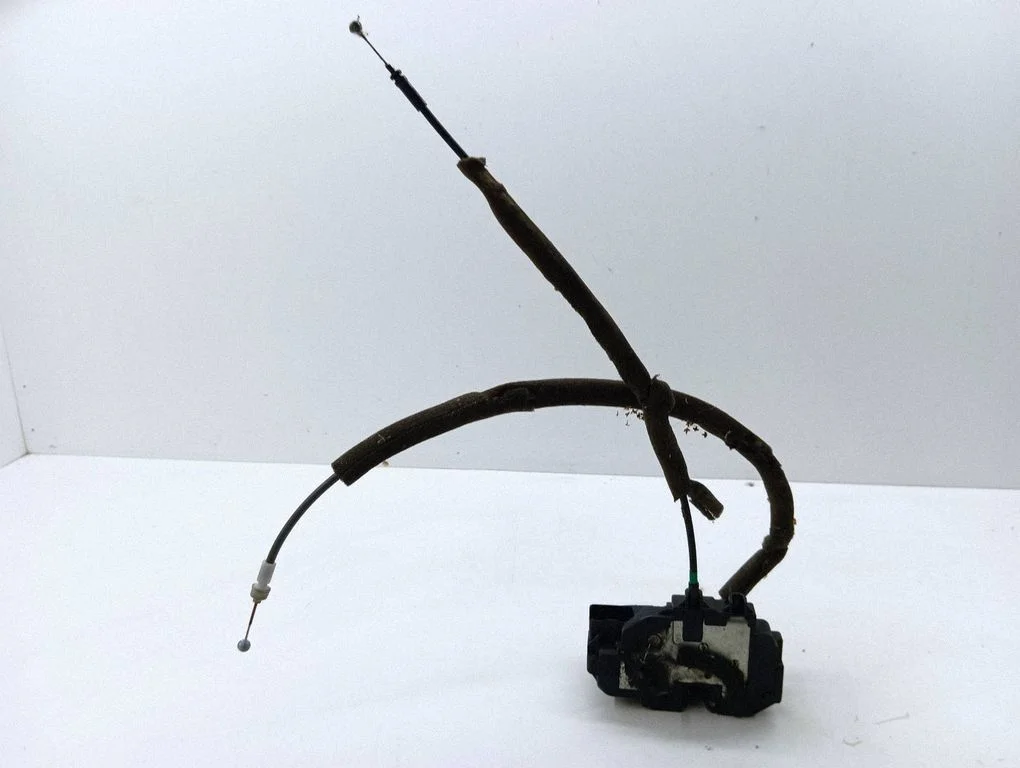 Rear door lock – right