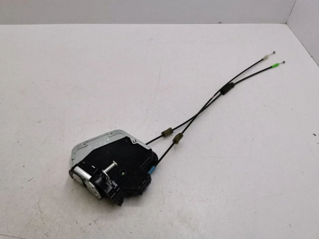 Rear door lock – right