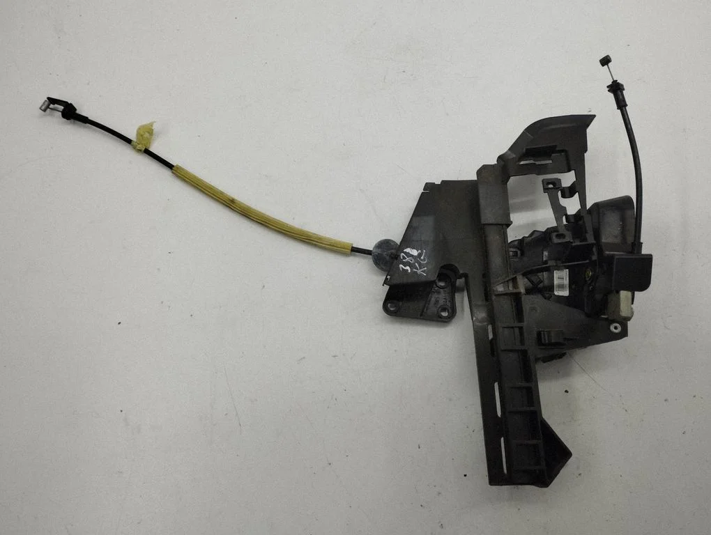 Rear door lock AM5AR26413BB