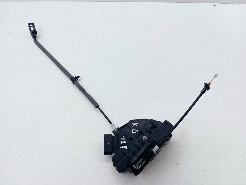 Rear door lock BM5AA26413BC