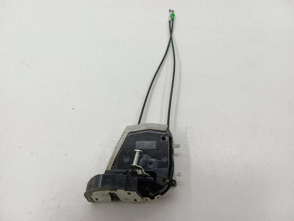 Rear door lock – right