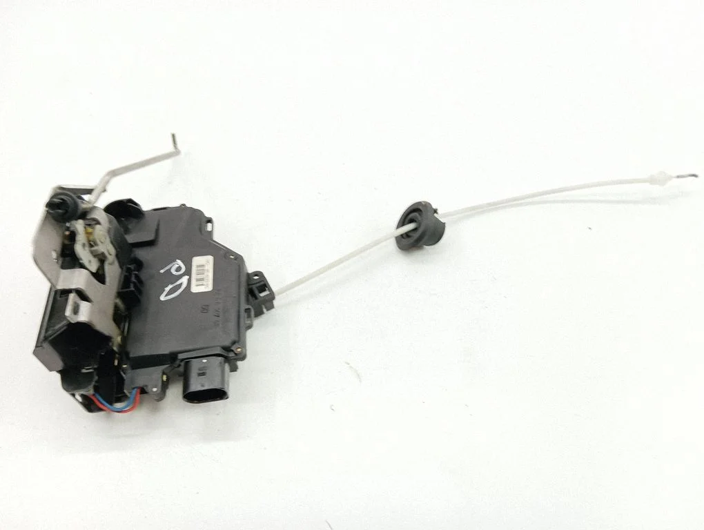Rear door lock 8E1837016C