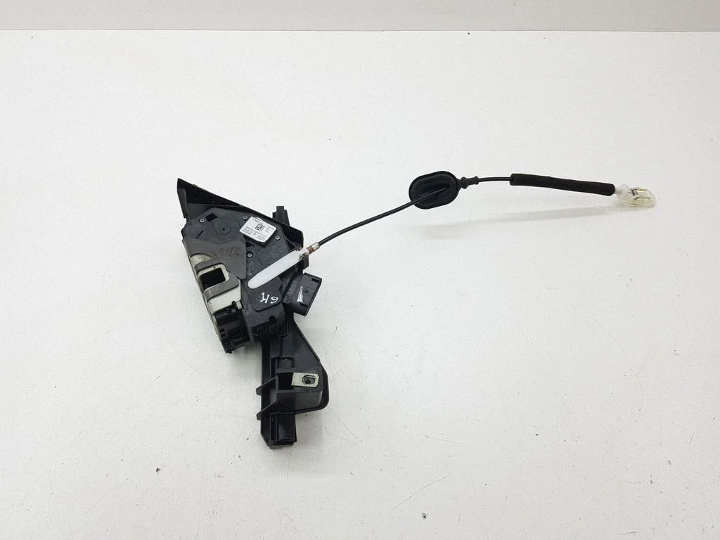Rear door lock DS73F264A53BB