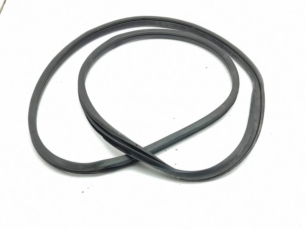 Rear door rubber seal (on body) – Mazda CX-5 II (2017-2025)