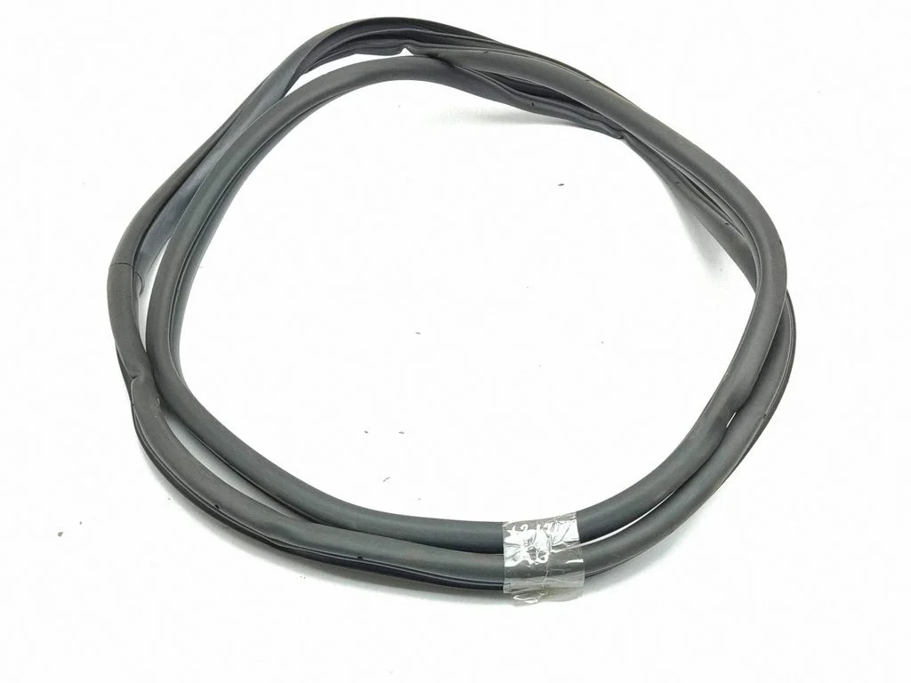 Tagaukse tihend (kere pool) – Hyundai i20 (BC3 BI3) (2020-)