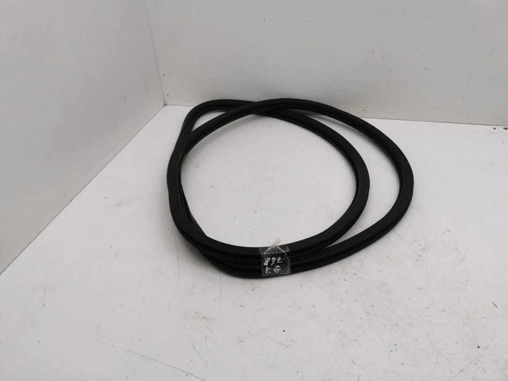 Tagaukse tihend (kere pool) – Jeep Grand Cherokee (2010-2021)