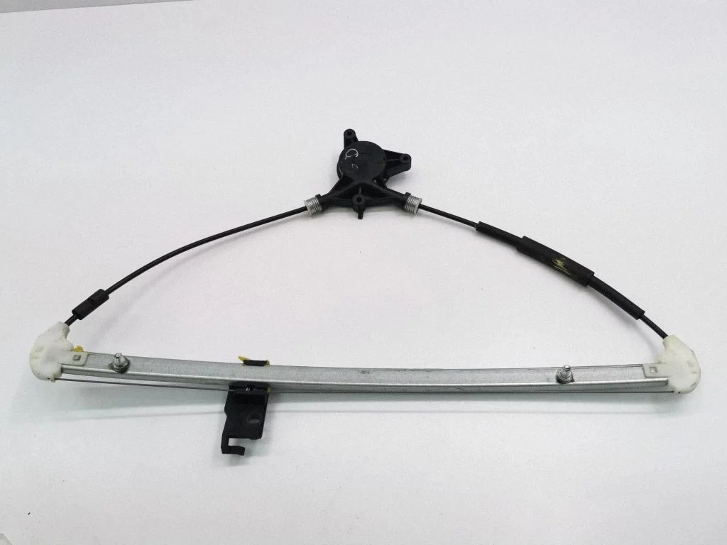 Rear window lifting mechanism without motor – right