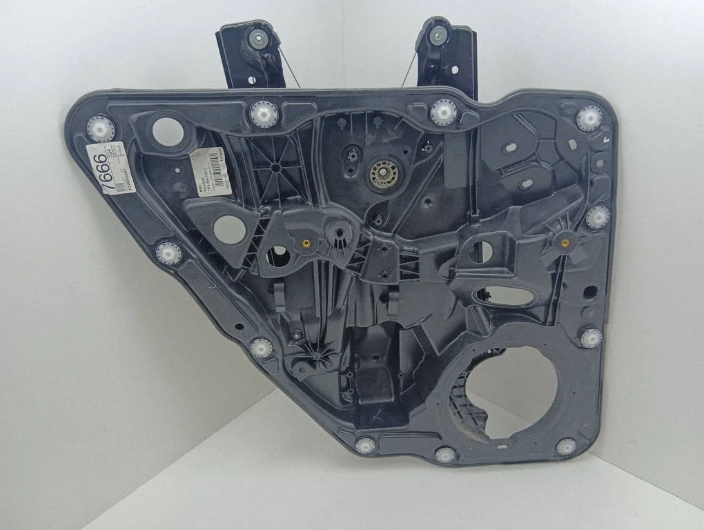 Rear window lifting mechanism without motor 7P5839755C